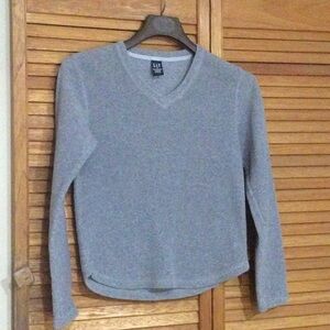 GAP Gray Women's Crew Neck Sweater
